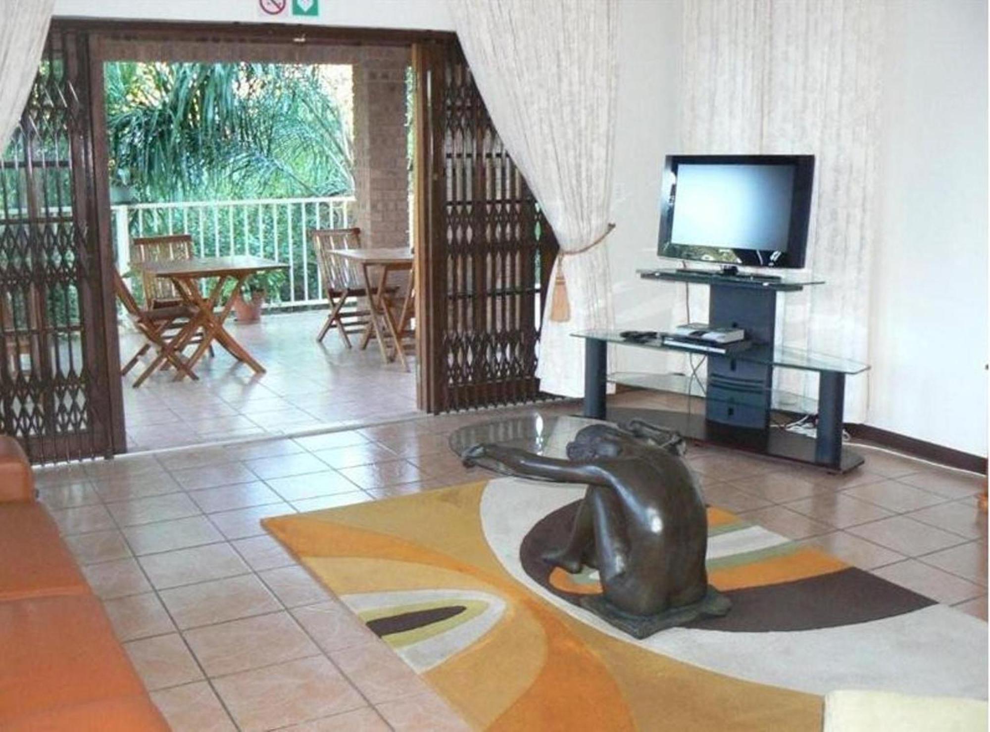 Country Link Guest Lodge โคมาติพอร์ต ภายนอก รูปภาพ