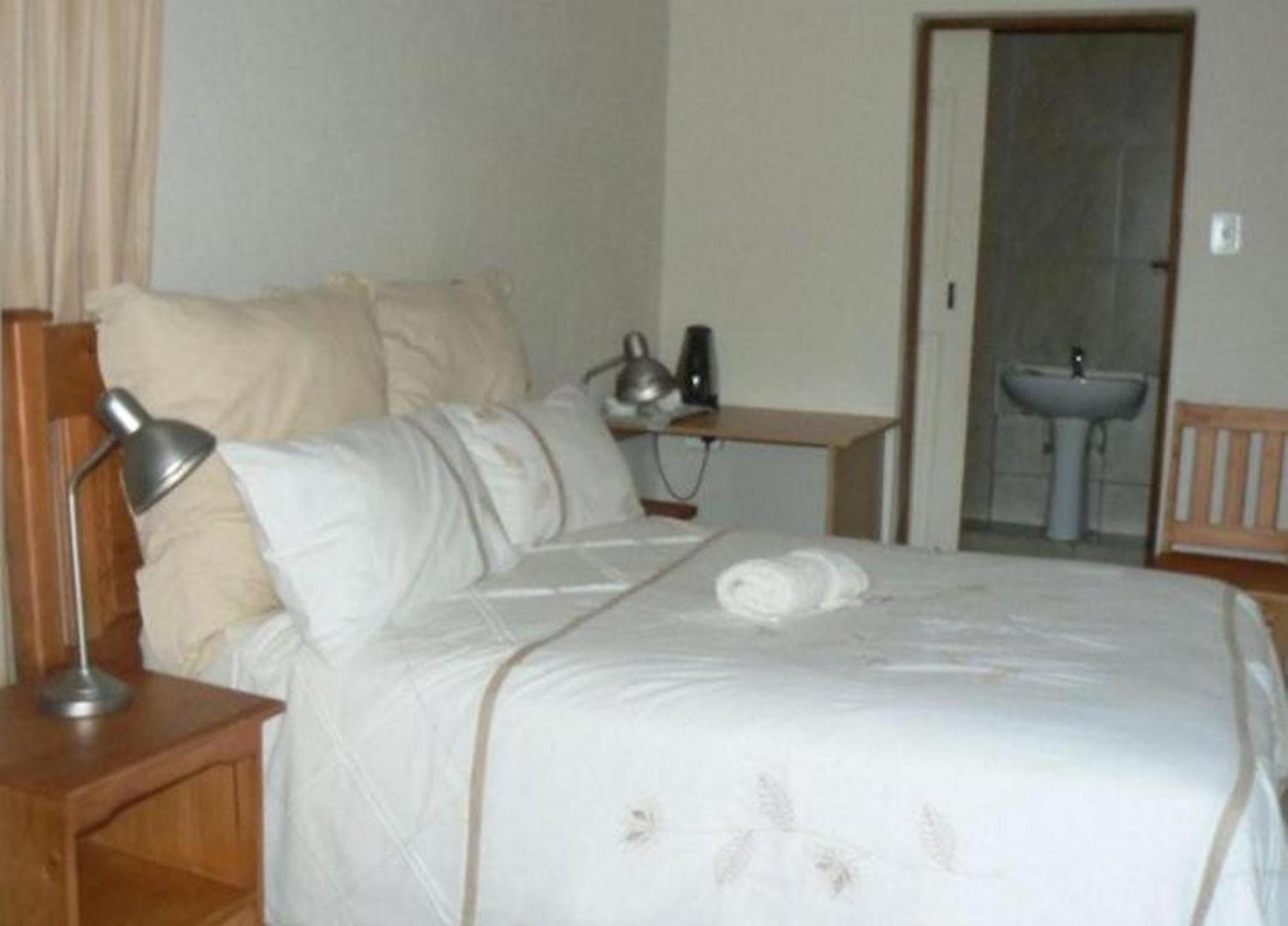 Country Link Guest Lodge โคมาติพอร์ต ภายนอก รูปภาพ