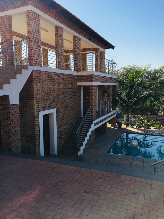 Country Link Guest Lodge โคมาติพอร์ต ภายนอก รูปภาพ