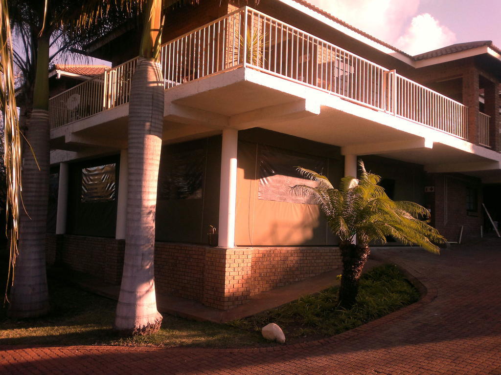 Country Link Guest Lodge โคมาติพอร์ต ภายนอก รูปภาพ