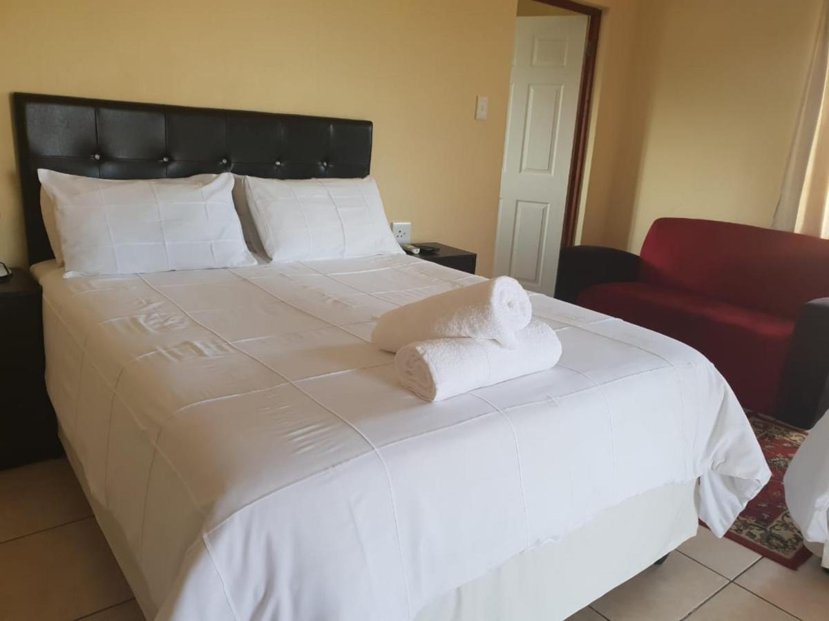Country Link Guest Lodge โคมาติพอร์ต ภายนอก รูปภาพ